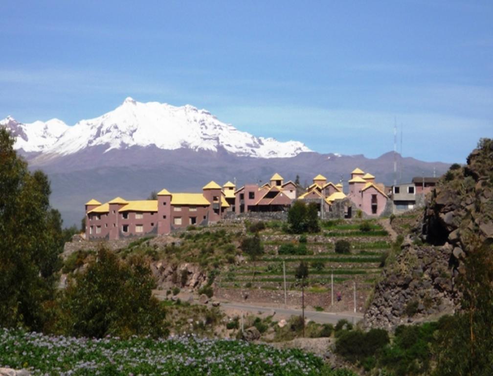 Pozo Del Cielo Hotel Chivay Exterior photo